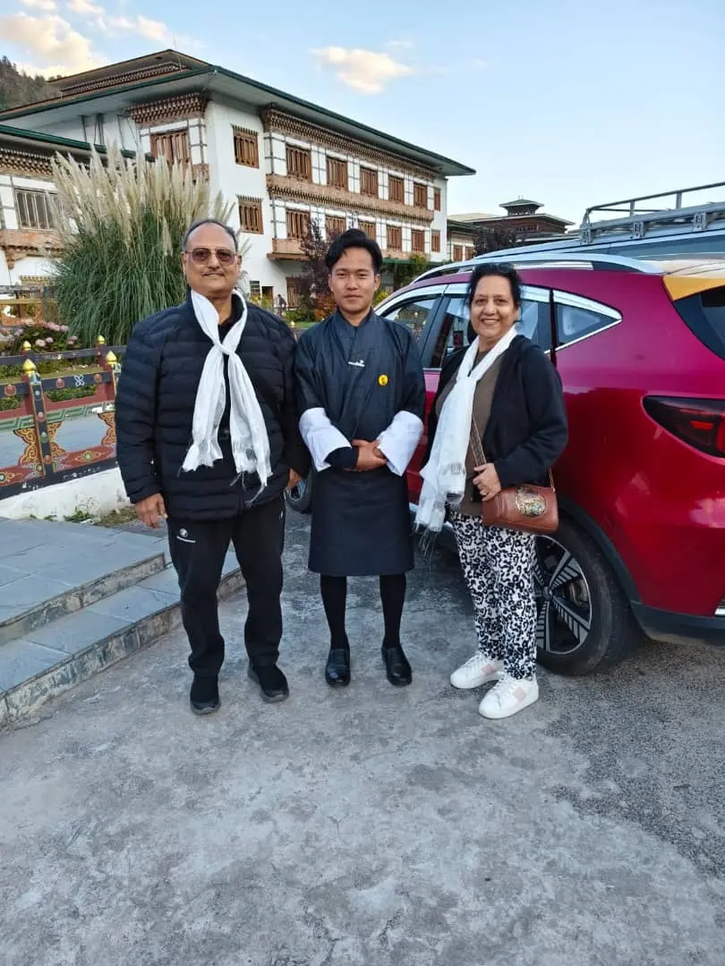 Couple with guide at Punakha Dzong